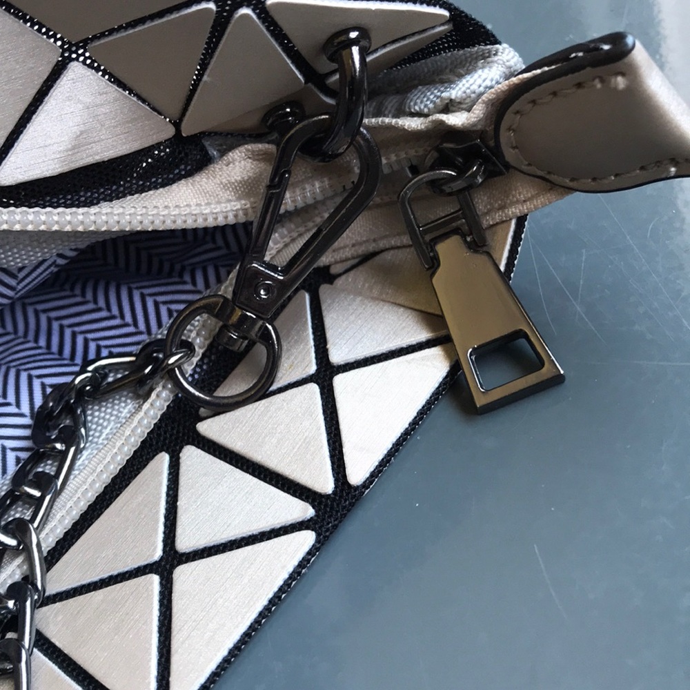 Purse - Picture 5 of 8